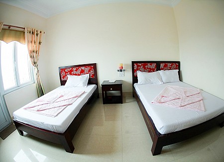 Khách Sạn Đại Việt Quan Lan