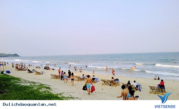 Nên tham quan Minh Châu Quan Lạn một lần trong đời - Ảnh 3 Nên tham quan Minh Châu Quan Lạn một lần trong đời - Ảnh 3