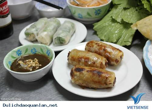 khách thăm quan Nước Ngoài Chia Sẻ Những Món Ăn Ngon Nhất Việt Nam - Ảnh 2