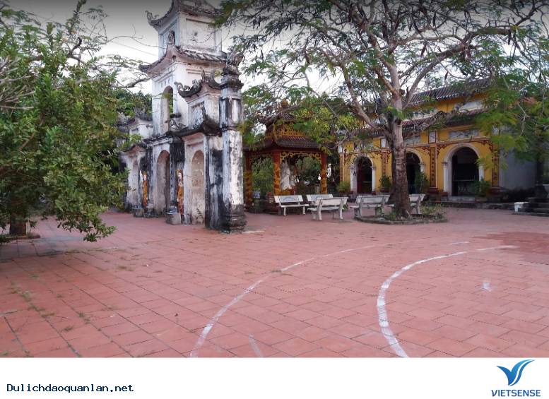 Giới thiệu chùa Quan Lạn - Ảnh 1 Giới thiệu chùa Quan Lạn - Ảnh 1