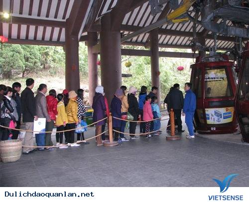 Lễ Hội Yên Tử Vắng Khách Ngày Khai Mạc - Ảnh 2 Lễ Hội Yên Tử Vắng Khách Ngày Khai Mạc - Ảnh 2