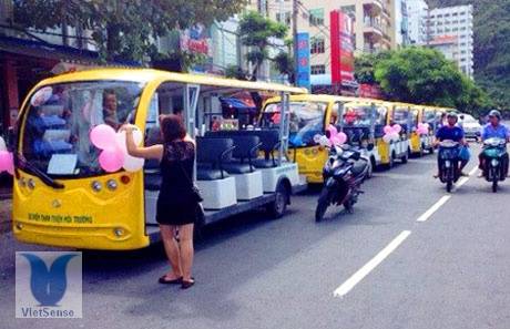 Mở tuyến xe điện đầu tiên Minh Châu - Quan Lạn