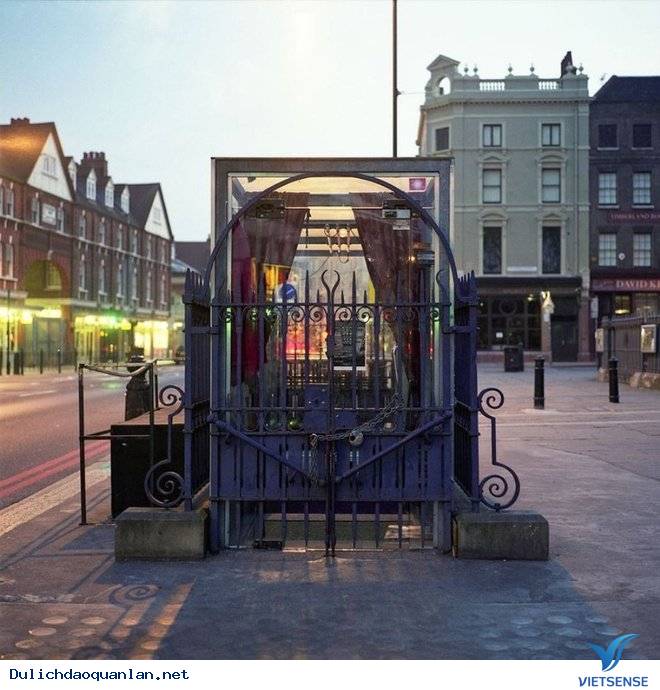 Nhà vệ sinh công cộng ở Victoria London - Ảnh 1