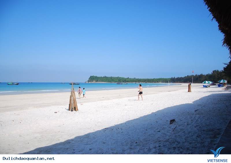 Những Điểm chuyến đi hấp dẫn Trên Đảo Quan Lạn ( P2 ) - Ảnh 2 Những Điểm chuyến đi hấp dẫn Trên Đảo Quan Lạn ( P2 ) - Ảnh 2