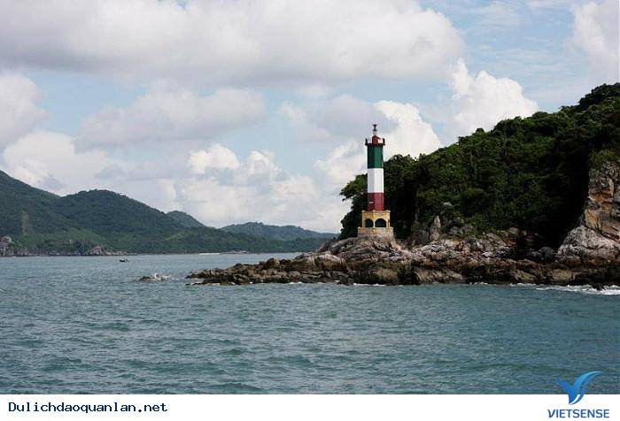 Những Điểm chuyến đi hấp dẫn Trên Đảo Quan Lạn ( P2 ) - Ảnh 7 Những Điểm chuyến đi hấp dẫn Trên Đảo Quan Lạn ( P2 ) - Ảnh 7