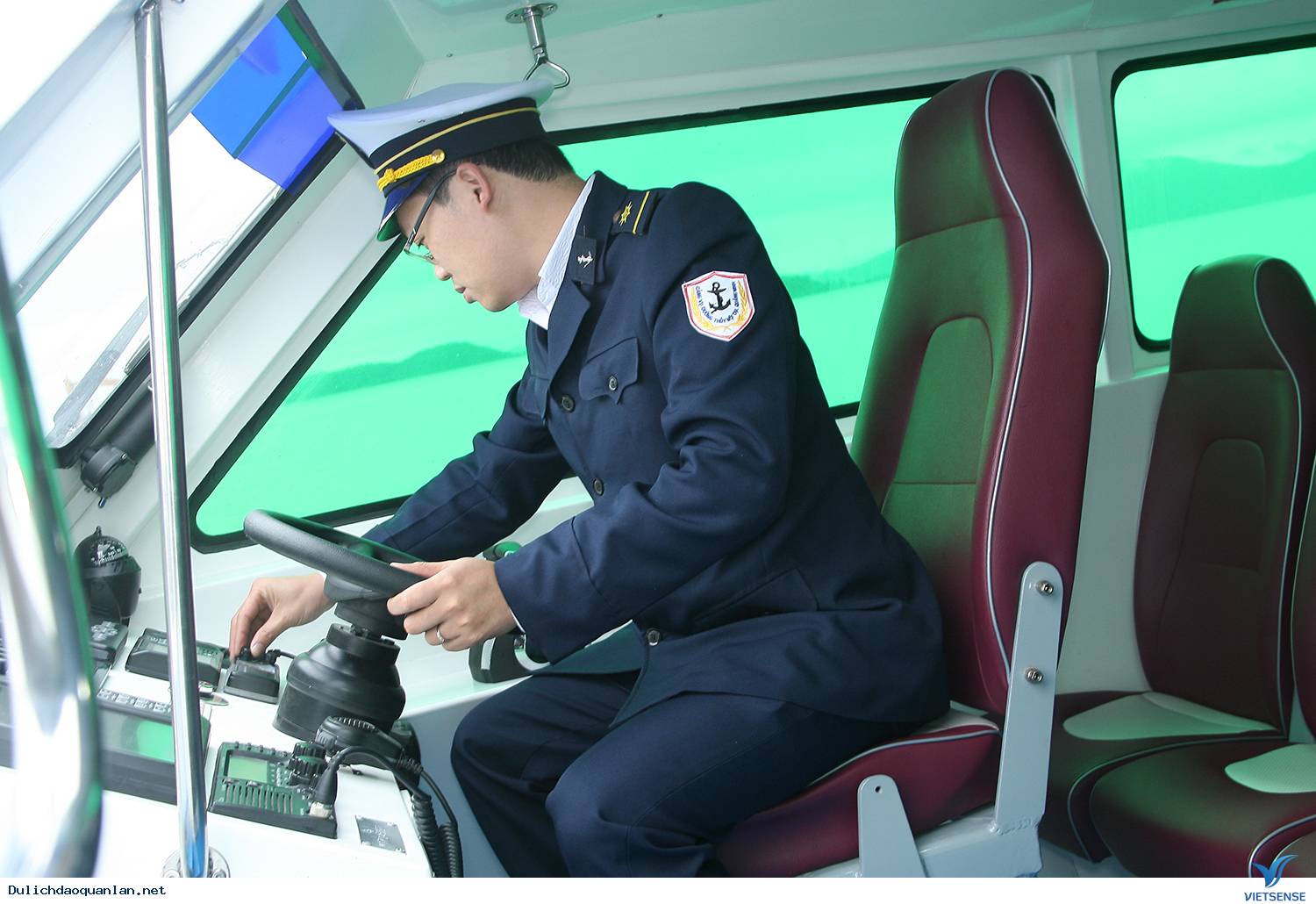 TÀU SIÊU TỐC HOÀNG VY - Ảnh 5