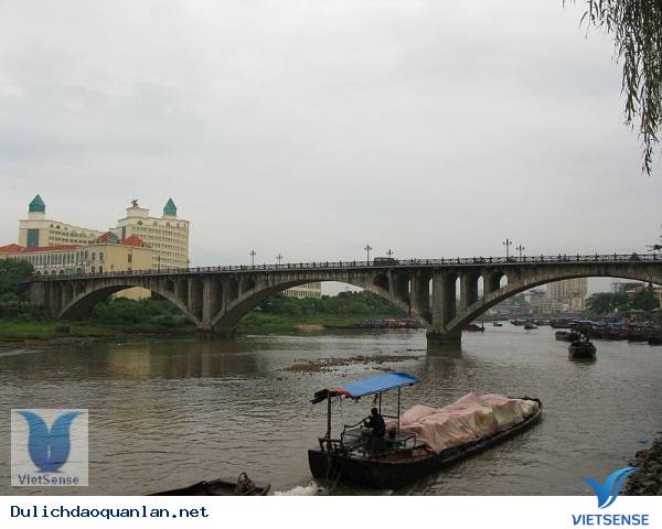 Thành Phố Móng Cái