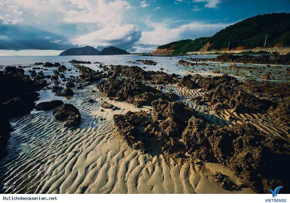 Tung Bay Tại Đảo Quan Lạn Hoang Sơ Tột Độ - Ảnh 4 Tung Bay Tại Đảo Quan Lạn Hoang Sơ Tột Độ - Ảnh 4