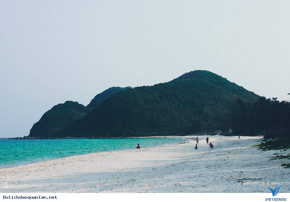 Tung Bay Tại Đảo Quan Lạn Hoang Sơ Tột Độ - Ảnh 5 Tung Bay Tại Đảo Quan Lạn Hoang Sơ Tột Độ - Ảnh 5